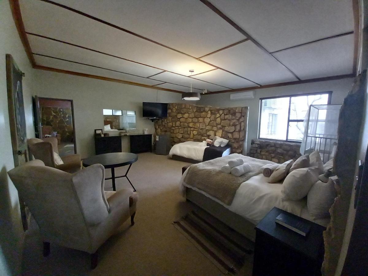 Die Windpomp Guesthouse Gobabis Exteriör bild