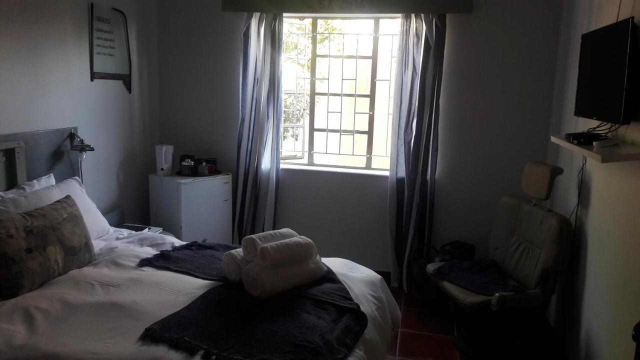 Die Windpomp Guesthouse Gobabis Exteriör bild